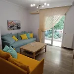 Aristi Apartment By The Music Hall
